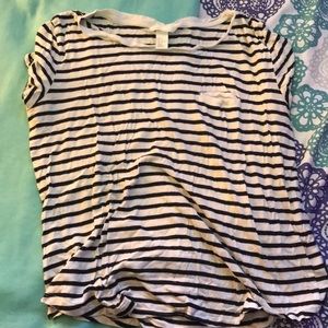 BLACK AND WHITE STRIPPED SHIRT FROM H&M